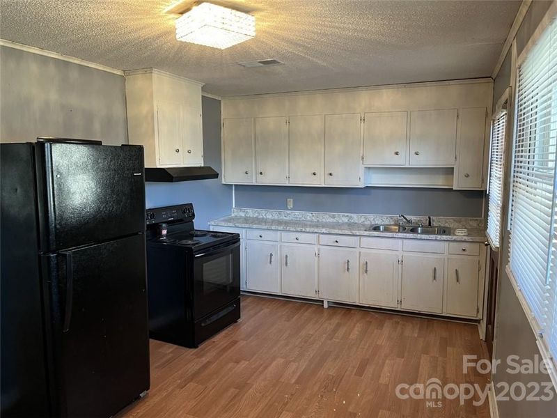 105 Freedom Dr, Chester, SC 29706