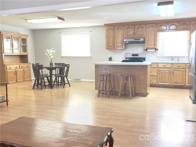 1003 22nd Street Pl NE, Hickory, NC 28601