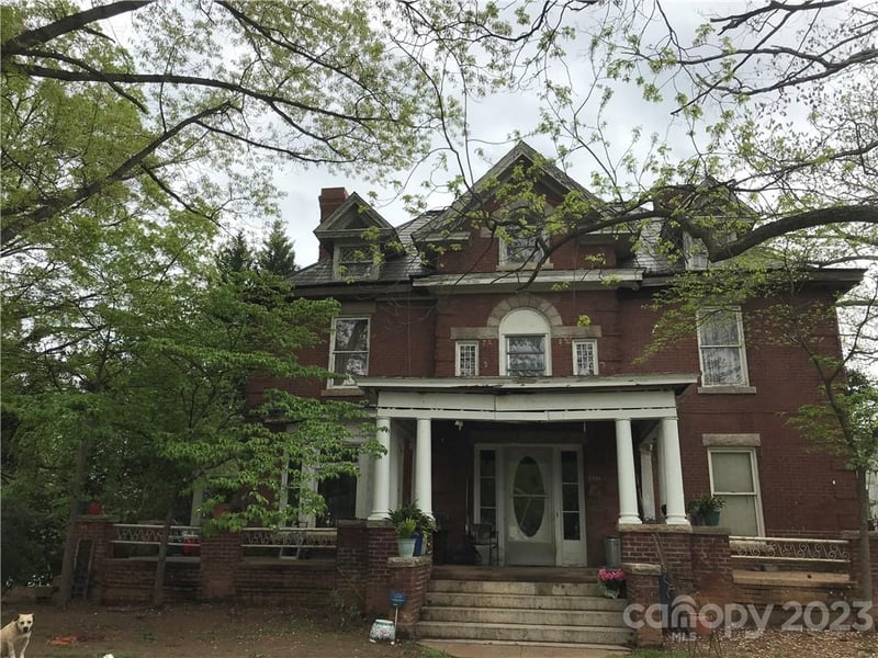 1210 Old West Innes St, Salisbury, NC 28144