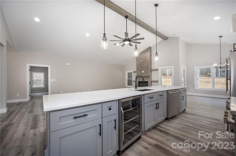 157 Winding Shore Rd, Troutman, NC 28166
