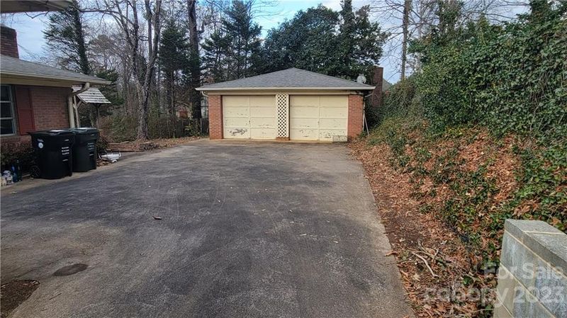 887 Pineridge Pl, Concord, NC 28025
