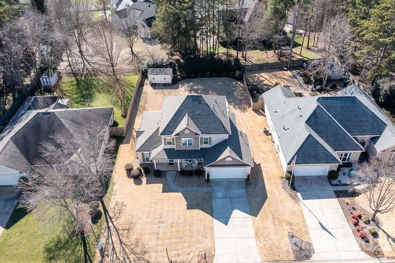 7628 Sedgebrook Dr E, Stanley, NC 28164