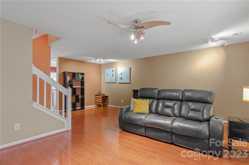 11532 Briddle Hall Ct, Charlotte, NC 28214