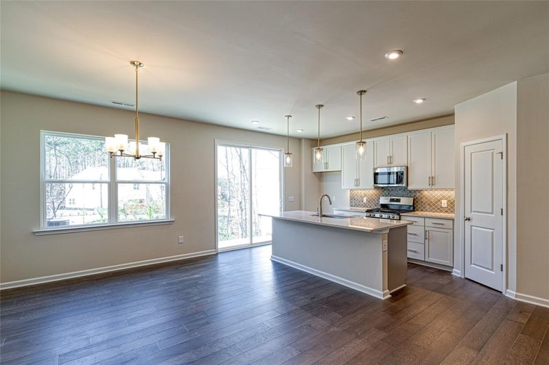 513 Madison Falls Ct, Fort Mill, SC 29708
