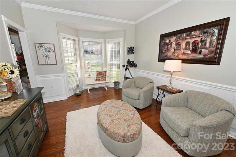 4921 Elmhurst Dr, Hickory, NC 28601