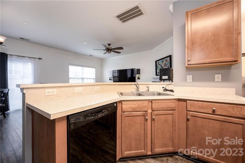 10338 Stineway Ct, Pineville, NC 28134