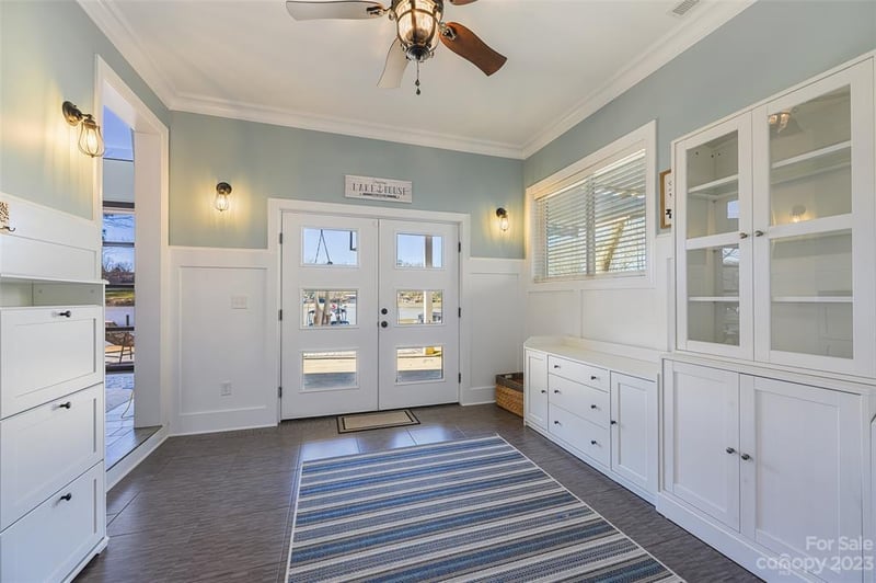 5665 Riverfront Rd, Lake Wylie, SC 29710