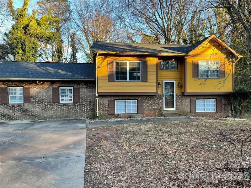 7148 Markway Dr, Charlotte, NC 28215