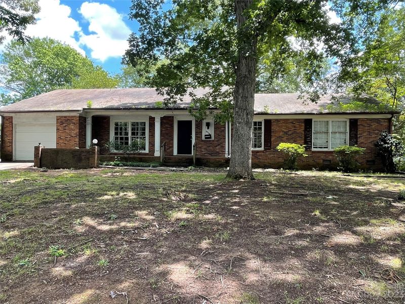 1714 Aster Ln, Gastonia, NC 28054