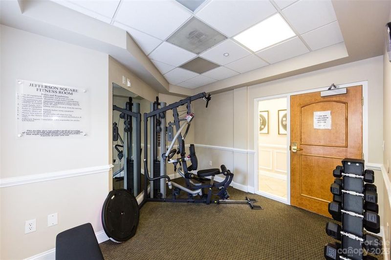 401 Church St #306, Charlotte, NC 28202