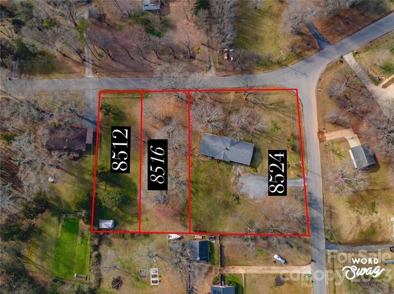 8512 Denbur Dr, Charlotte, NC 28215