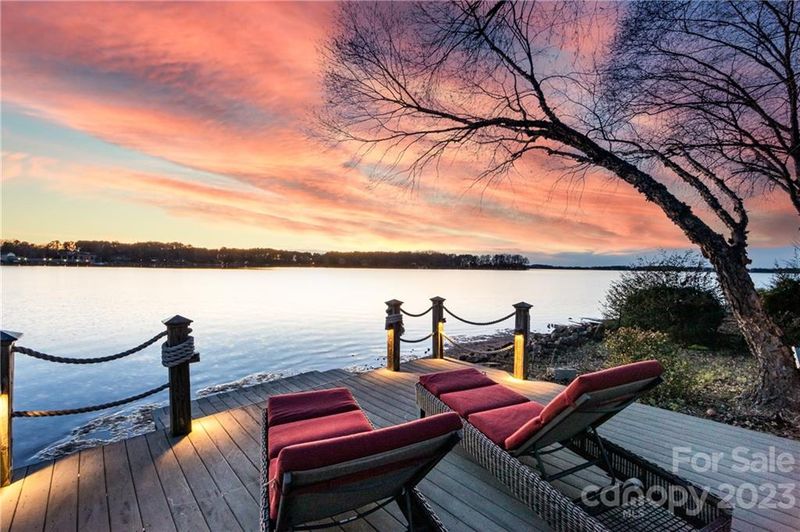 7106 Windaliere Dr, Cornelius, NC 28031