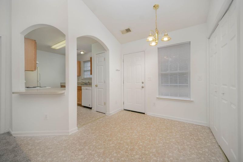 427 Tom Hunter Rd, Charlotte, NC 28213