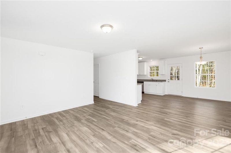 1064 Westminster Dr, Lancaster, SC 29720