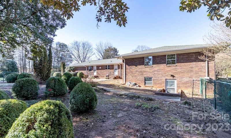 2506 Union Rd, Gastonia, NC 28054