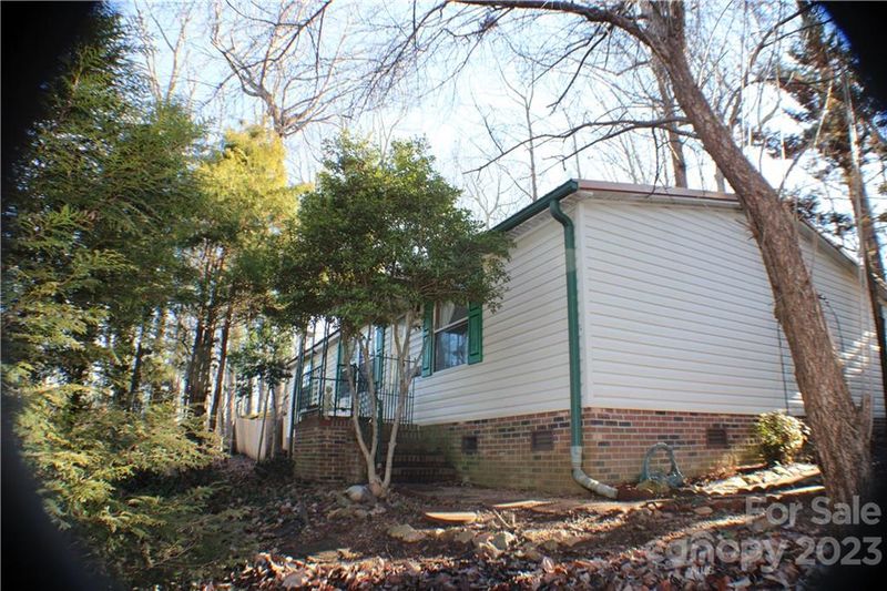 5784 Dalmatian St, Iron Station, NC 28080
