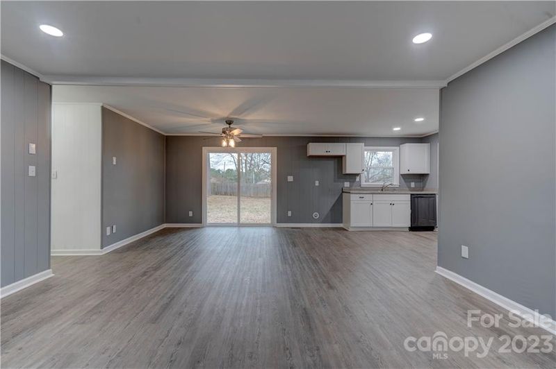 1151 Ragan Dr, Gastonia, NC 28054