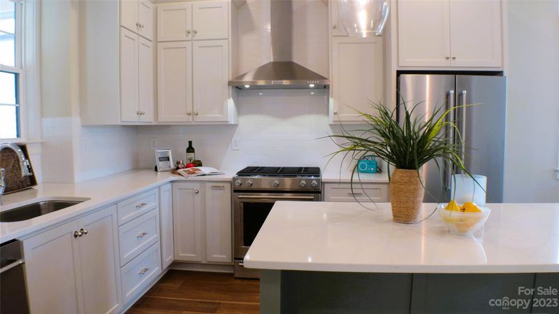 416 S Main St, Belmont, NC 28012