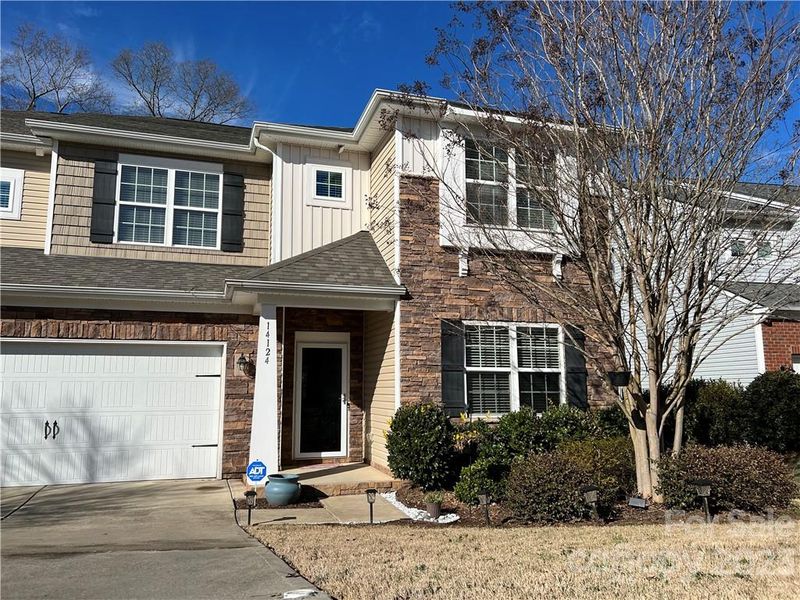14124 Green Birch Dr, Pineville, NC 28134