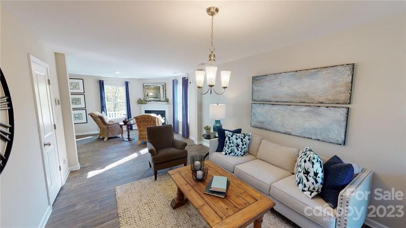 2221 Rolling Hills Dr, Dallas, NC 28034