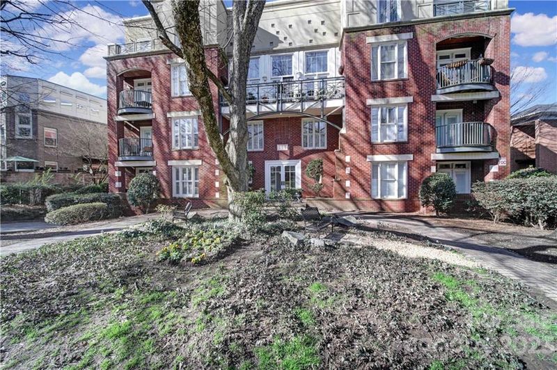 416 Queens Rd #2, Charlotte, NC 28207