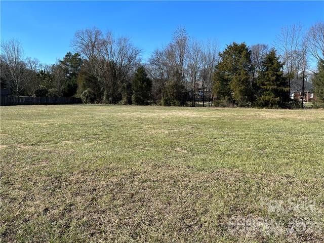 8232 Kale Pl, Harrisburg, NC 28075