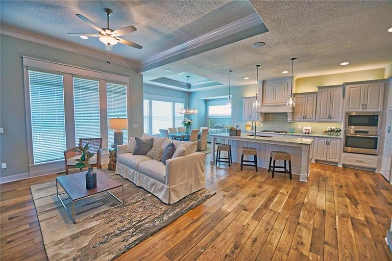 16800 Westgate St, Overland Park, KS 66221