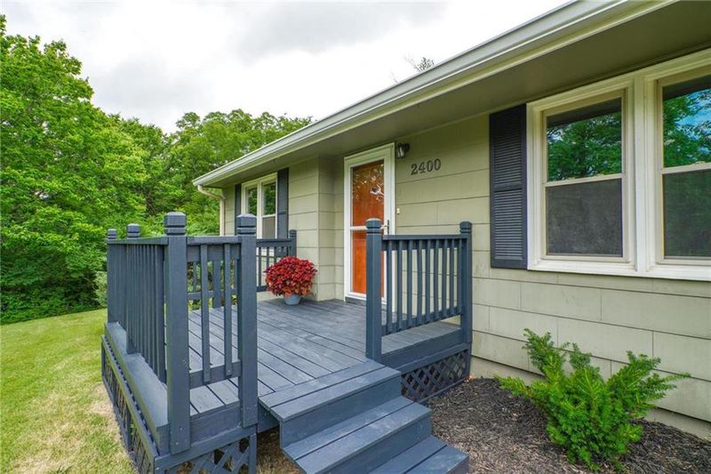 2400 E Red Bridge Rd, Kansas City, MO 64131
