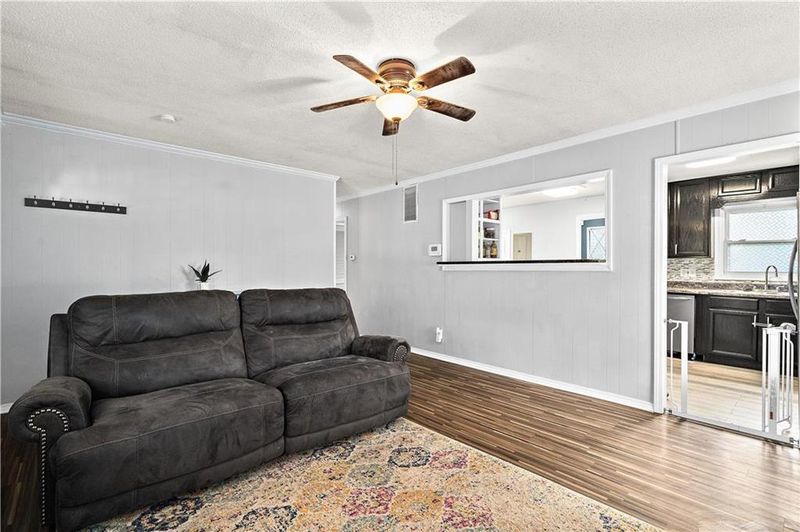 6105 Everett Ave, Kansas City, KS 66102