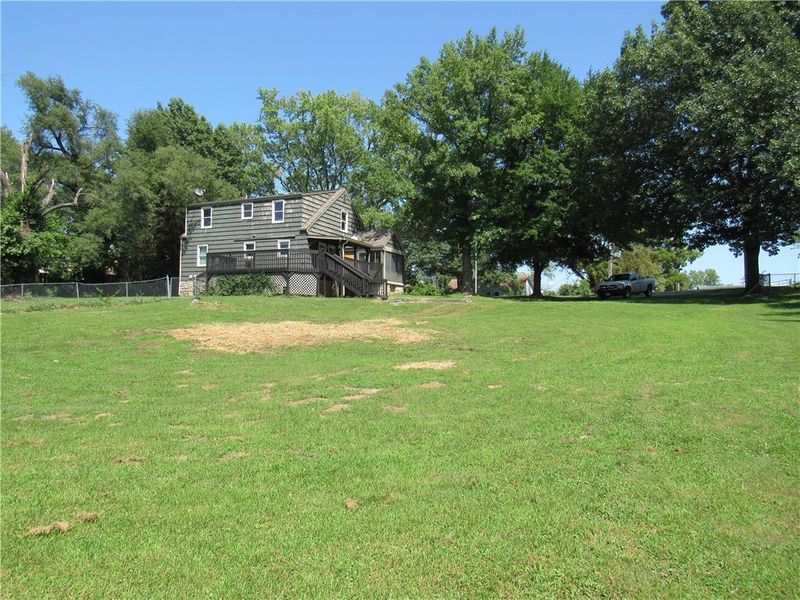 9328 Stubbs Rd, Kansas City, MO 64138