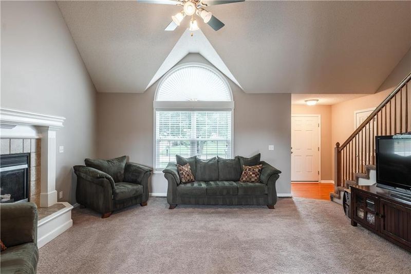 10609 N Skiles Ave, Kansas City, MO 64157