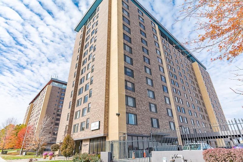 700 E 8th St #12O, Kansas City, MO 64106