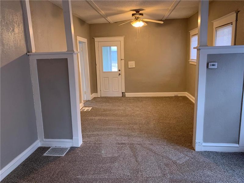 4405 E 20th St, Kansas City, MO 64127