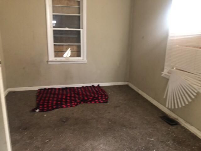 2132 E 83rd Ter, Kansas City, MO 64132