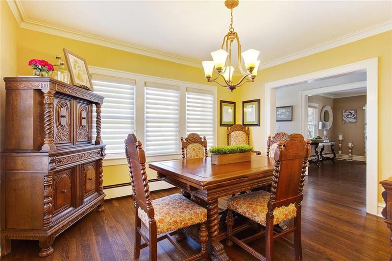 35 W 69 Ter, Kansas City, MO 64113