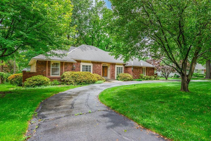 4925 W 97th St, Overland Park, KS 66207