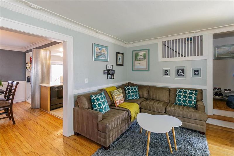 5904 Cherry St, Kansas City, MO 64110