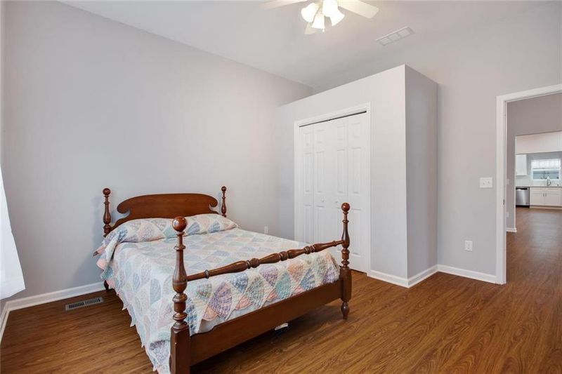 205 S June St, Dearborn, MO 64439
