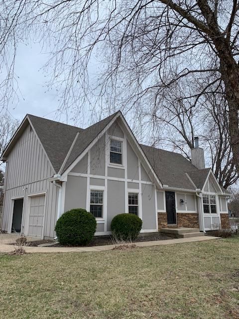 11587 Earnshaw St, Overland Park, KS 66221
