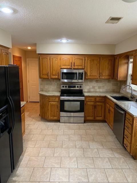 11587 Earnshaw St, Overland Park, KS 66221