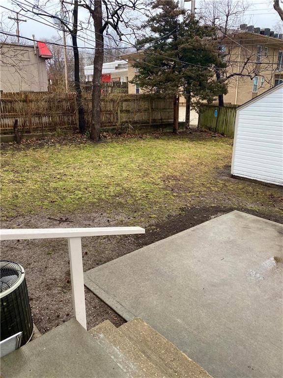 7515 State Line Rd, Kansas City, MO 64114