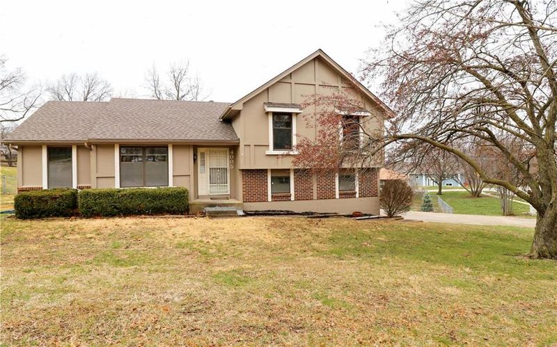 4005 E 110th Ter, Kansas City, MO 64137
