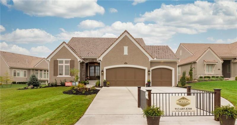 14944 Chadwick St, Overland Park, KS 66224