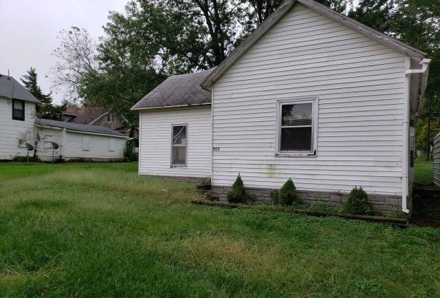 413 W 5th St, Cameron, MO 64429