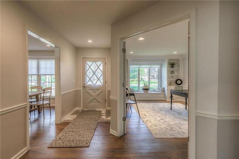 8404 Meadow Ln, Leawood, KS 66206