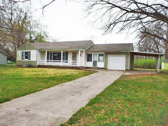 1415 E 89th St, Kansas City, MO 64131
