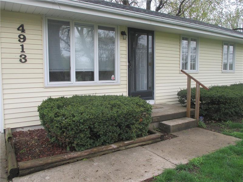 4913 Harvard Ave, Kansas City, MO 64133