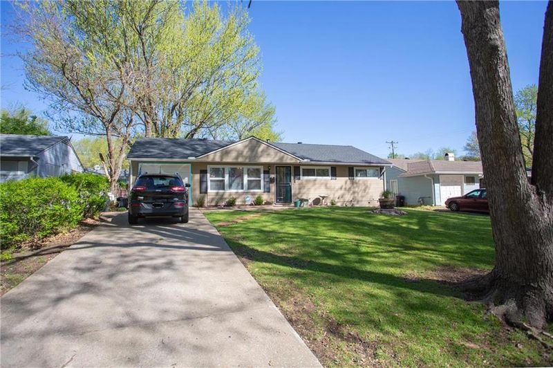 7602 E 111th Ter, Kansas City, MO 64134