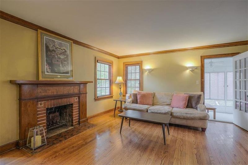 205 E 73rd St, Kansas City, MO 64114