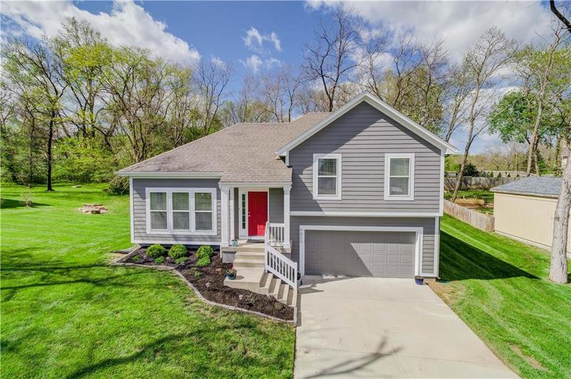 9800 NW Barry Rd, Kansas City, MO 64153